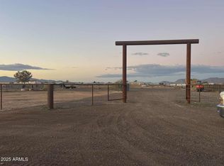 51252 W Buffalo Dog Rd, Aguila, AZ 85320