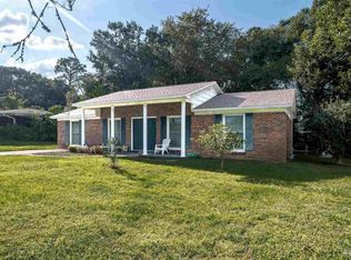 6281 Audubon Dr, Pensacola, FL 32504