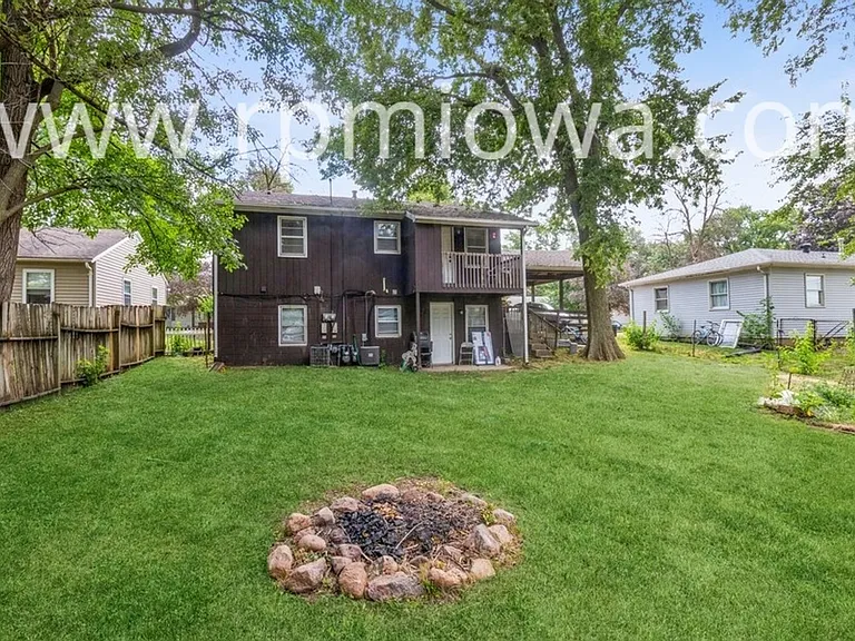 209 Todd Cir — Photo 15