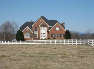 554 S Yow Mill Rd, Toccoa, GA 30577