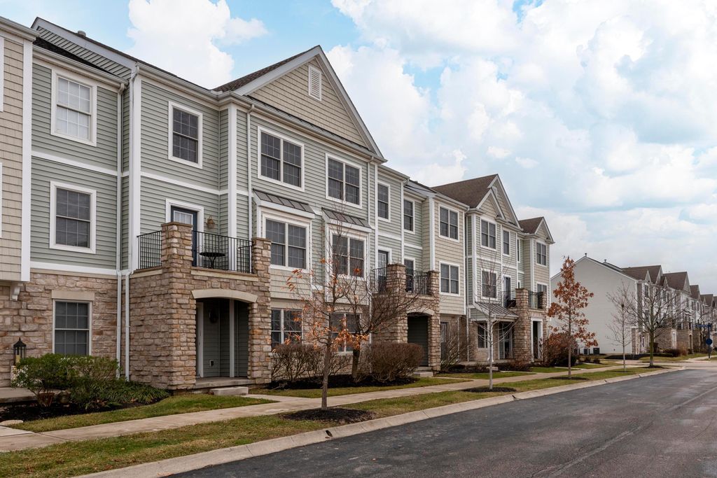 Real estate listing image