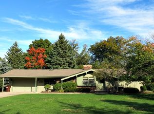 3908 Dean St, Woodstock, IL 60098