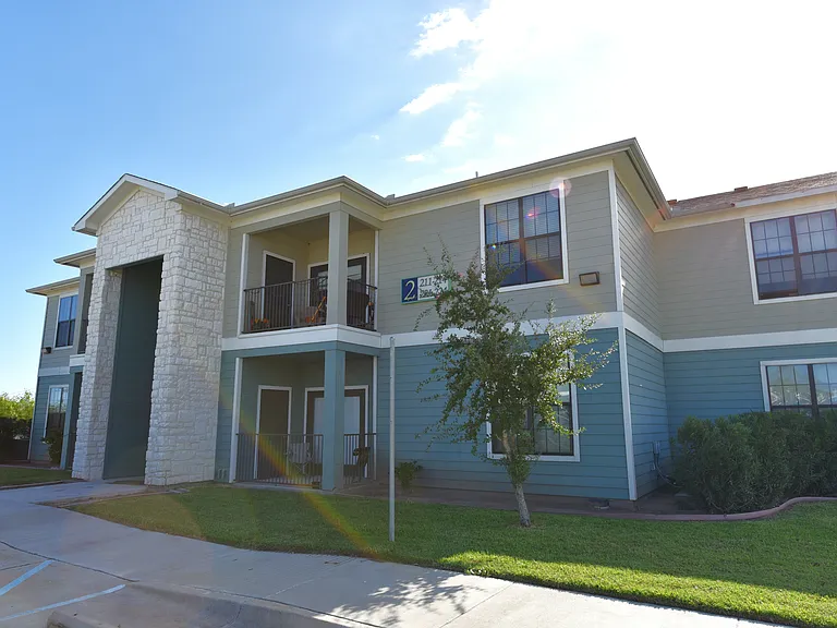 Seaside Landing Apartments — Photo 6
