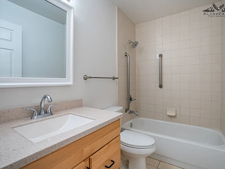 1290 N Hoka Hay Cir — Photo 12