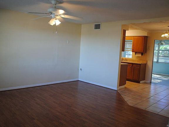 4th image of 28 N Tyler St