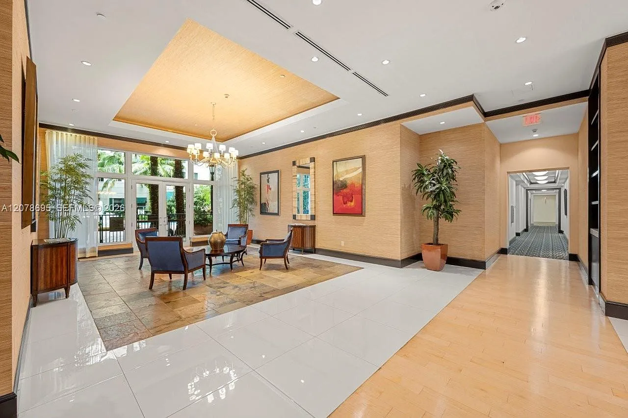 Veranda Condo — Photo 3