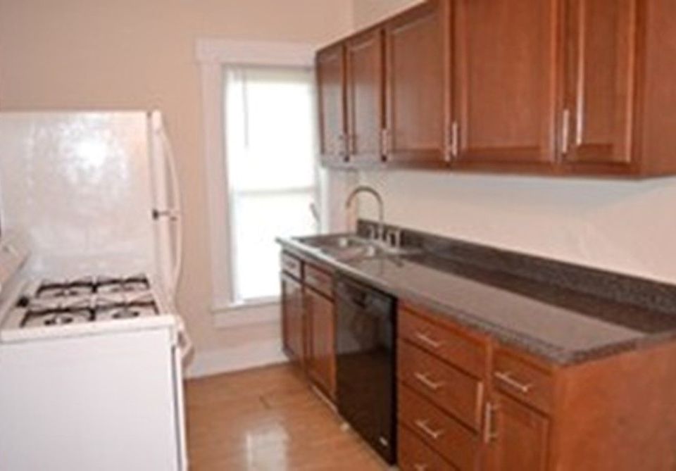 2nd image of 69 E Lane Ave #71B