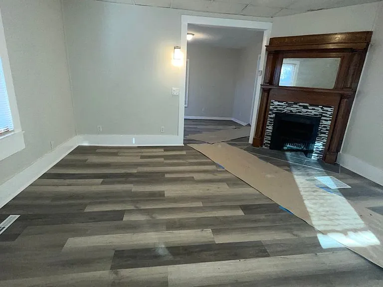 400 White St — Photo 11