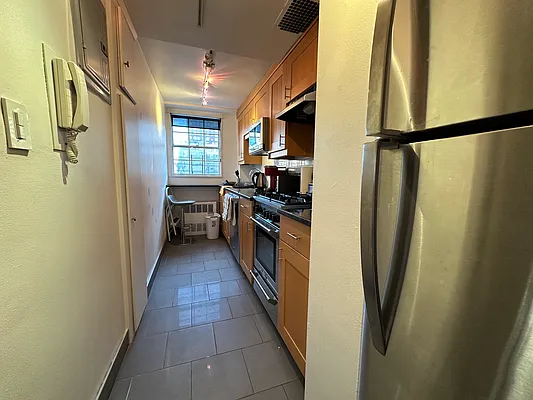 Rented by Keller Williams NYC | media 24