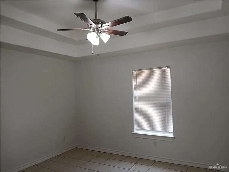 2101 Bahamas Dr — Photo 7