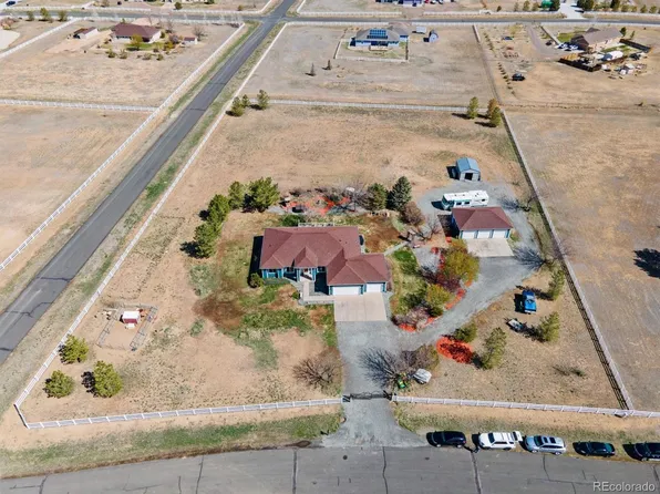 56605 E 35th Place, Strasburg, CO 80136