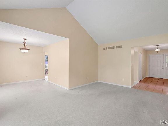 5th image of 1349 Dutch Mill Dr