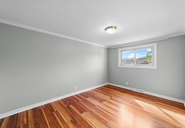 10055 Concord Ct — Photo 26