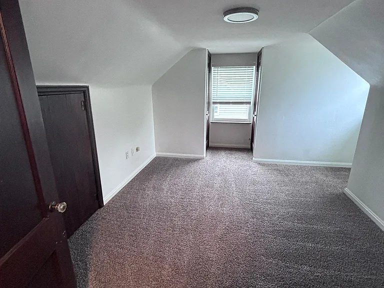 7530 Bridgetown Rd — Photo 4