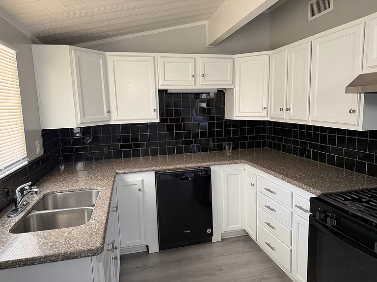 13169 Benson Ave — Photo 6