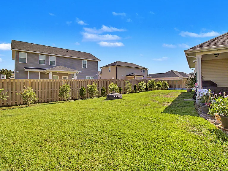 303 Alder Pass — Photo 26