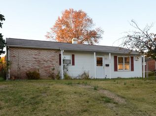 1024 Buttonwood Dr, Harrisburg, PA 17109