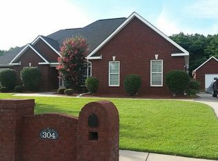304 Estates Way, Warner Robins, GA 31088
