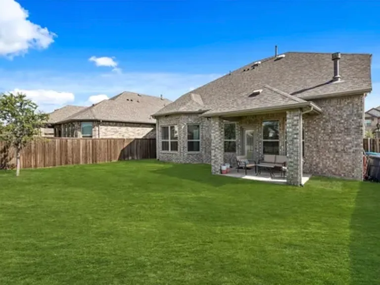 212 Darlington Trl — Photo 22
