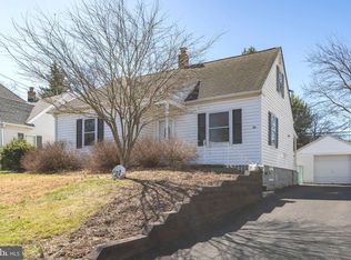 21 James Rd, Hatboro, PA 19040