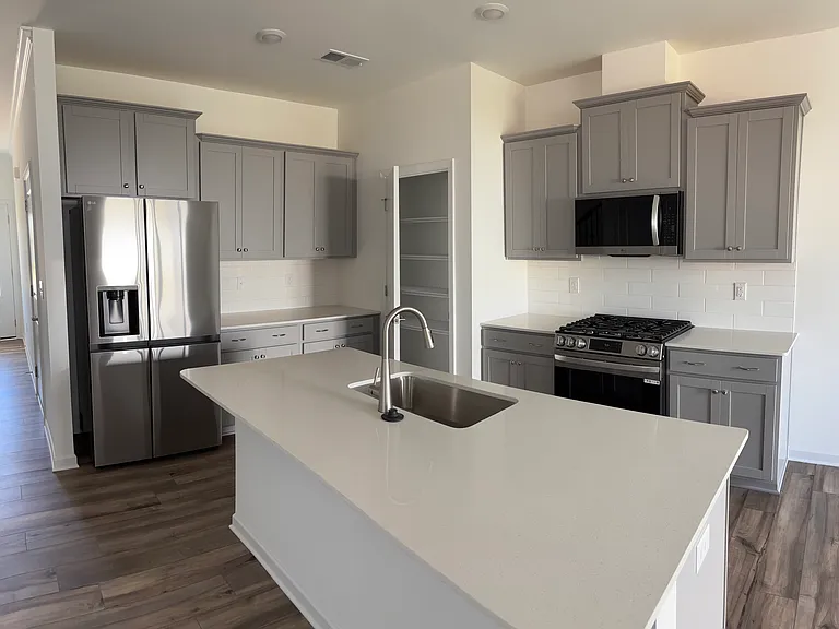 1801 Pheasant Trace Cir — Photo 4