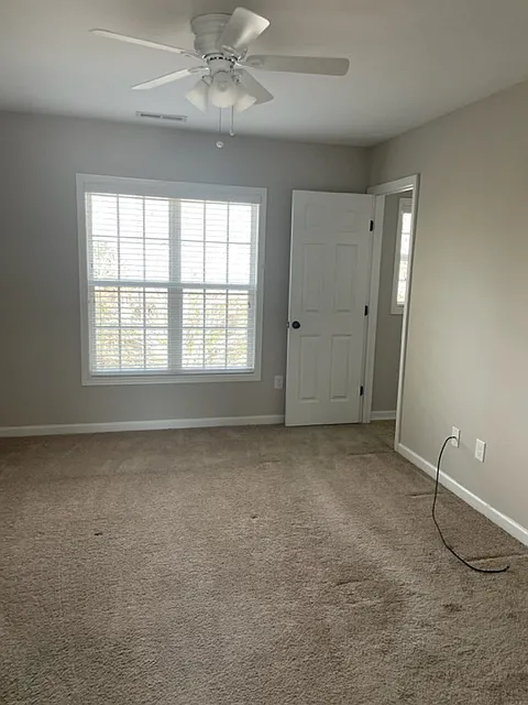 2 bed, 2.5 bath, 1027 sqft, $1,550 — Photo 4