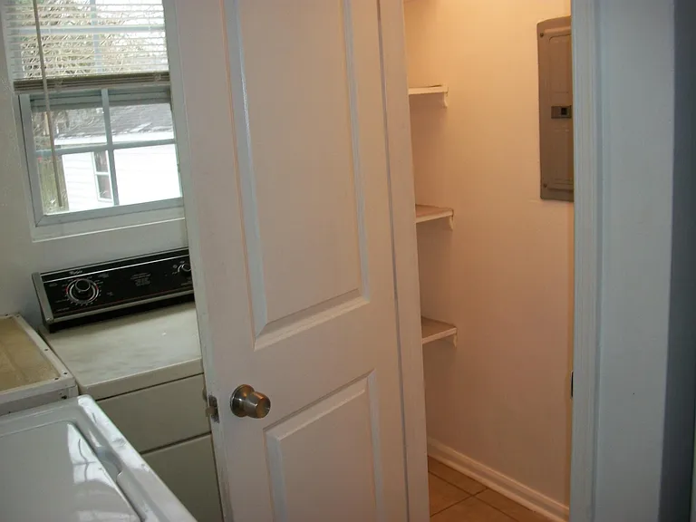Walk In Pantry