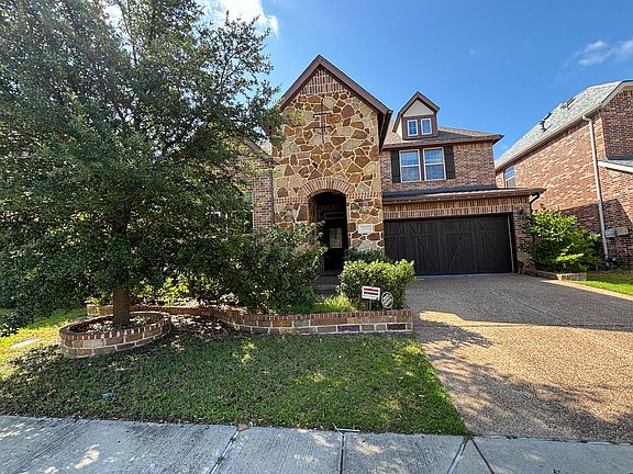 3rd image of 2908 N Umberland Dr