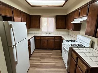 3313 Chester Ln #AI, Bakersfield, CA 93309