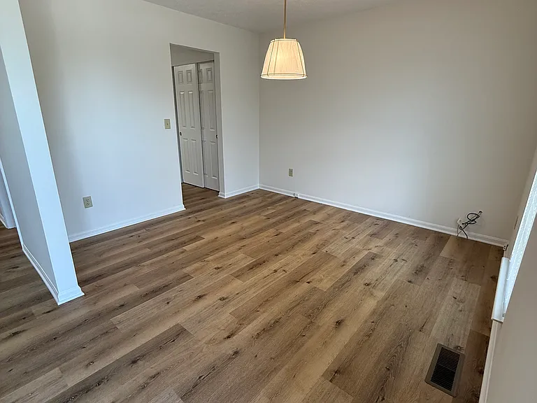6963 Autumn Glen Dr — Photo 10