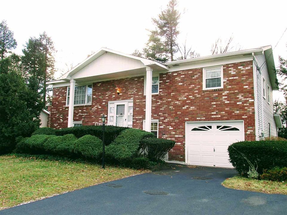 2004 sq ft Raised Ranch.  4 BR, 2 ba.  Built in 1970