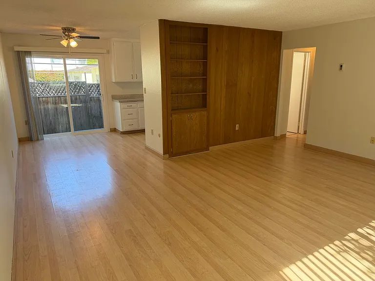 5255 Cass St #4 — Photo 5