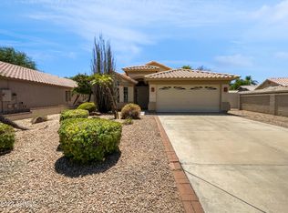 6249 W Blackhawk Dr, Glendale, AZ 85308
