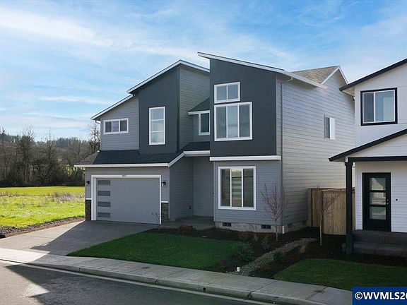 3rd image of 7073 SE Pinot Noir Dr