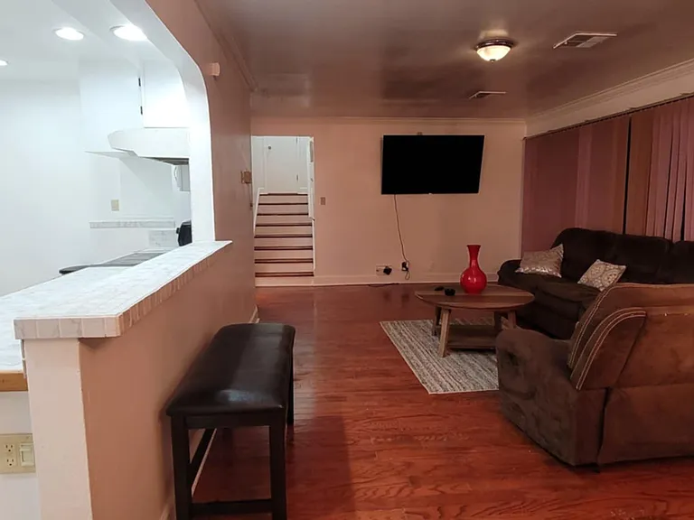 1612 Helena Dr — Photo 4