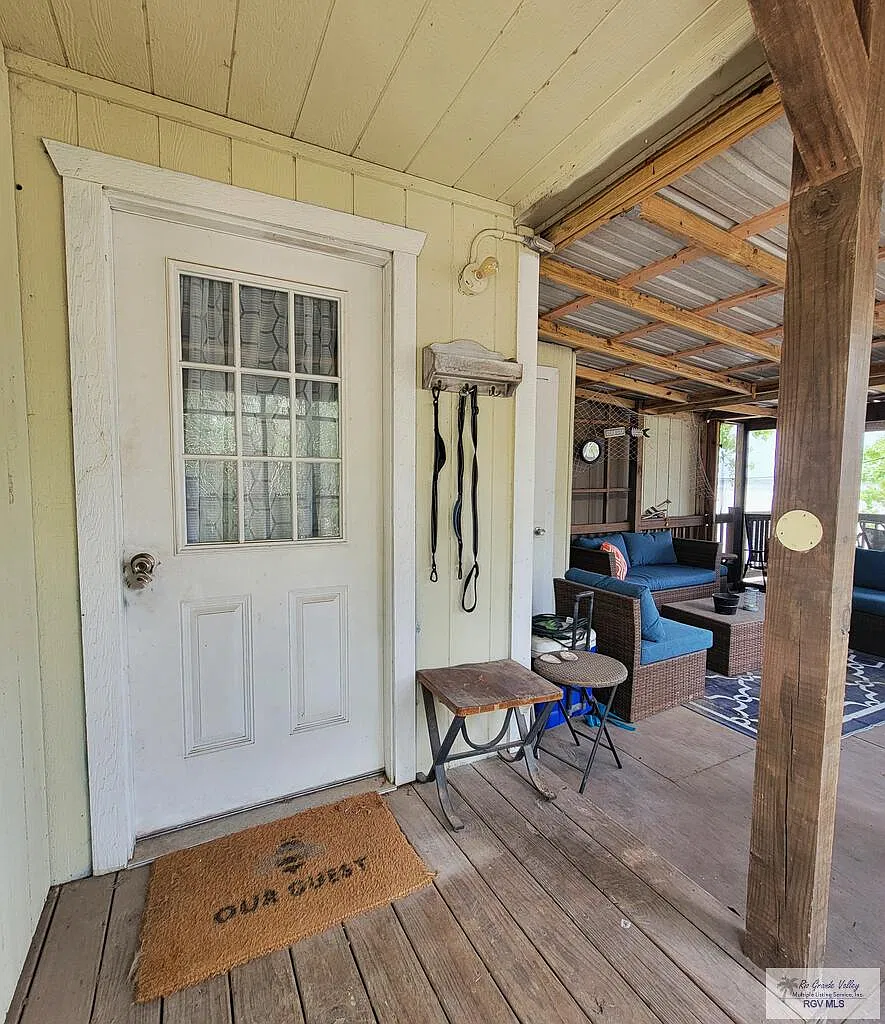 2 bed, 2.0 bath, 1200 sqft, $1,700 — Photo 3