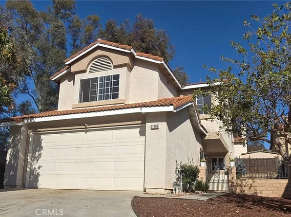 11805 Aurora Ct, Fontana, CA 92337