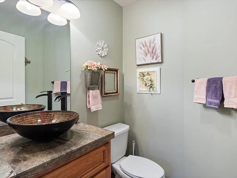 141 Rocksalot Dr — Photo 12