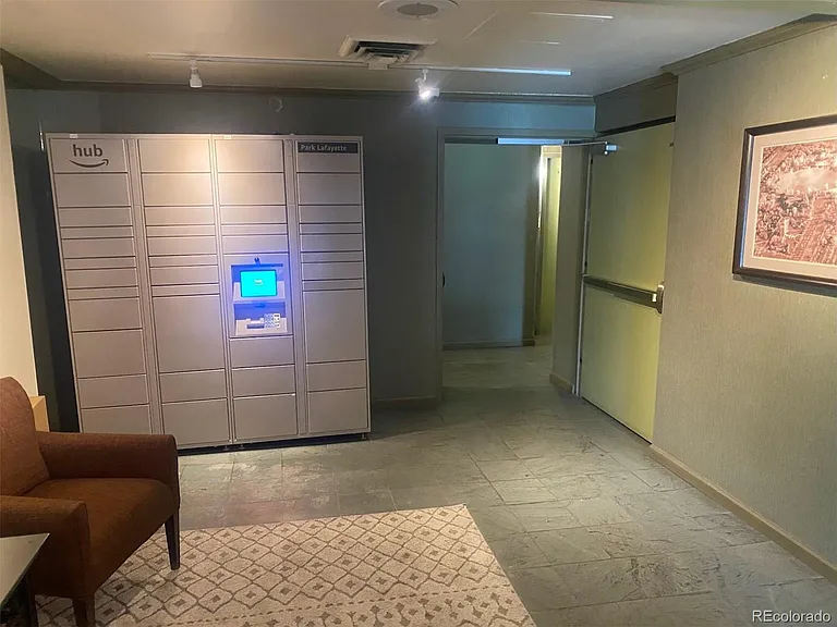 400 S Lafayette St #1201 — Photo 17