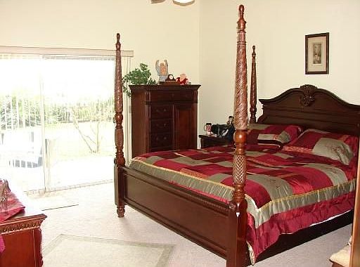 4th image of 807 White River Dr