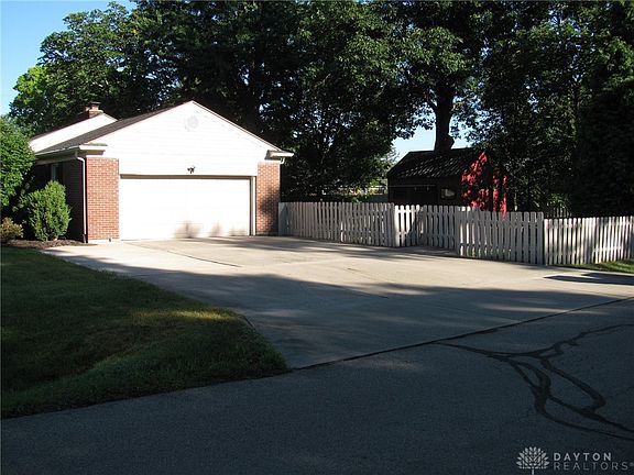 2nd image of 109 Cheltenham Dr