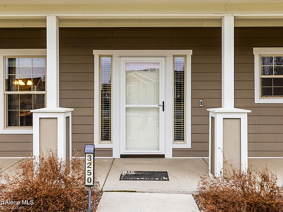 3rd image of 3250 N Durrow Loop