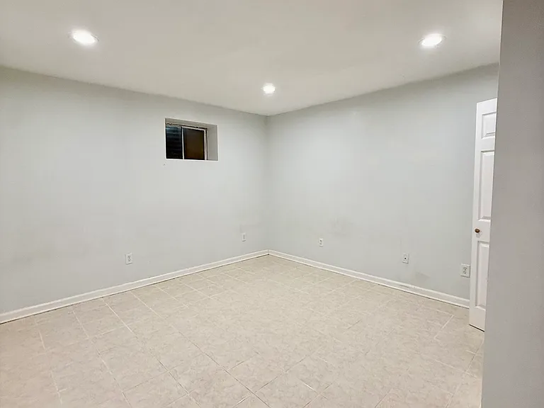 13643 Spinning Wheel Dr — Photo 4