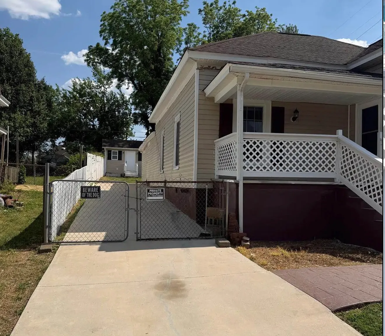 3 bed, 1017 sqft, $1,600 — Photo 2