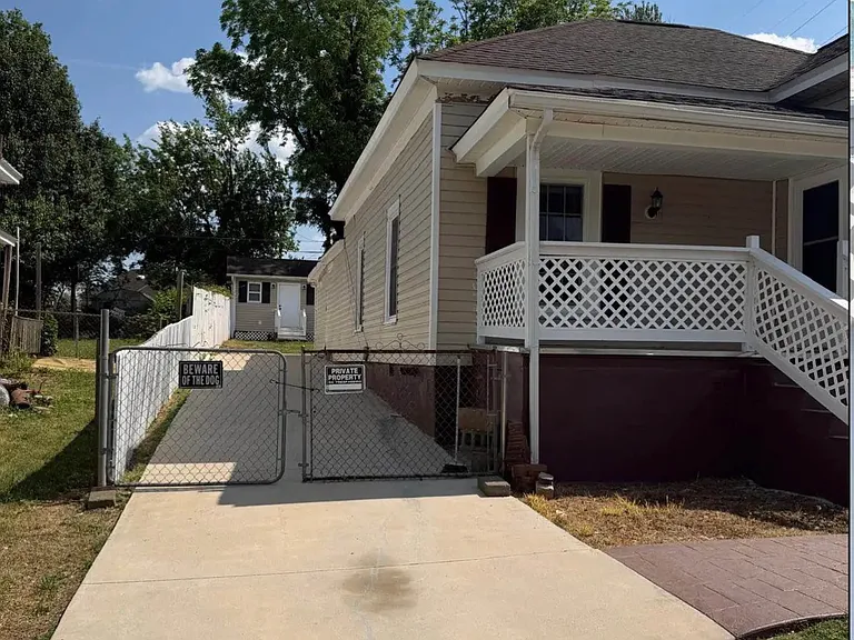 1125 Textile Pl — Photo 2