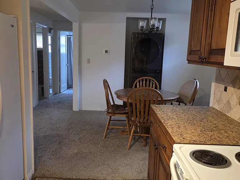 1037 Sunrise Blvd #1 — Photo 8