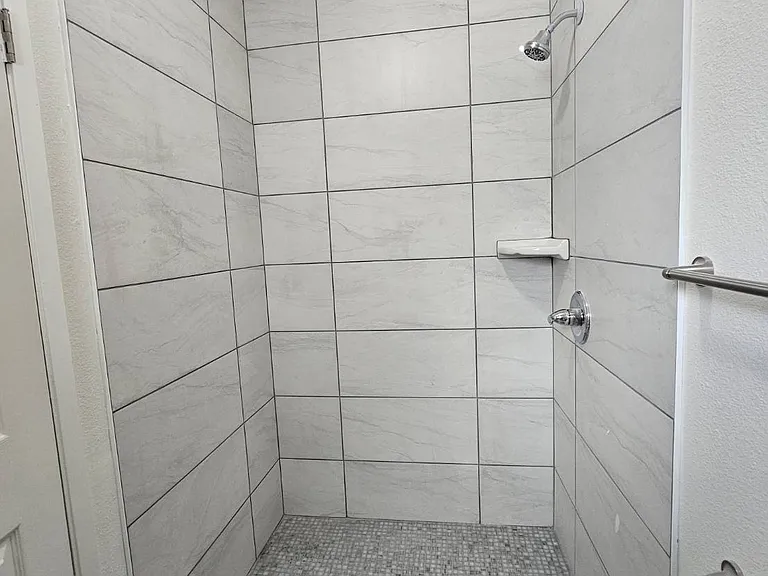 2713 N Central Ave #2715 — Photo 11
