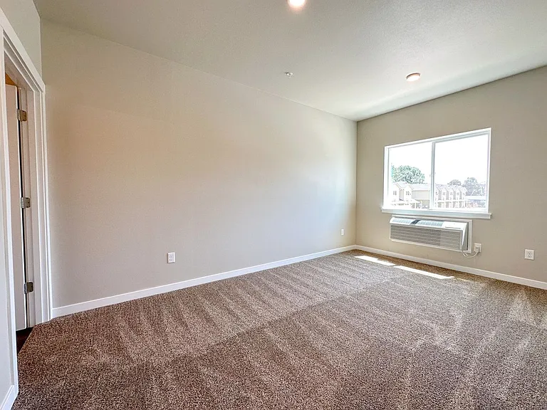 Autumn Woods Apartments — Photo 30