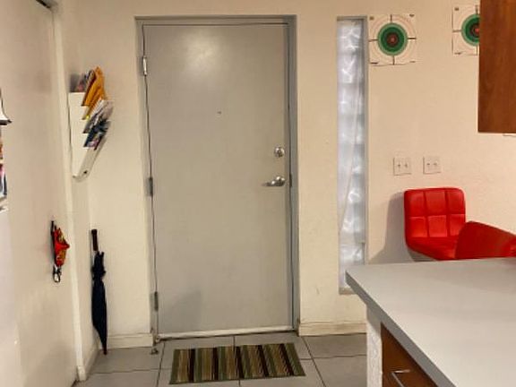 3rd image of 1001 Himmarshee St