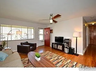 517 Deines Ct — Photo 3